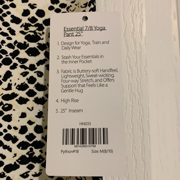 Buttery Soft Medium leggings snake print - Picture 5 of 5